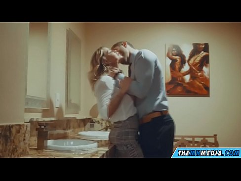 ❤️ Kung ang usa ka busty blonde naghaylo kanimo sa usa ka publiko nga kasilyas ❤ Porno sa pornograpiya ceb.eviewporn-com.ru